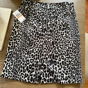 MICHAEL Michael Kors Leopard Print Skirt with Zipper